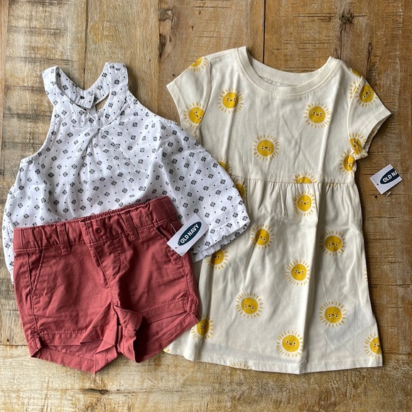 Old Navy Other - NWT Old Navy girls bundle 12-18m